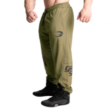 Load image into Gallery viewer, Gasp Vintage Sweatpants Washed Green